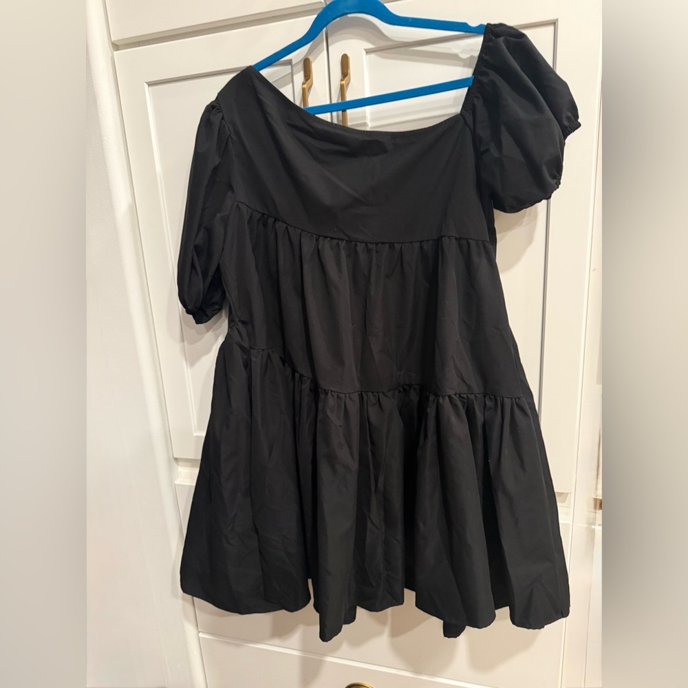 NWOT Asymmetrical Shoulder Black Size 14 Women's Babydoll Dress
